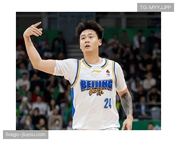 赵睿宿舍里开豪华派对?你猜他私下到底藏了多少“秘密武器” 赵睿宿舍里开豪华派对?你猜他私下到底藏了多少“秘密武器”